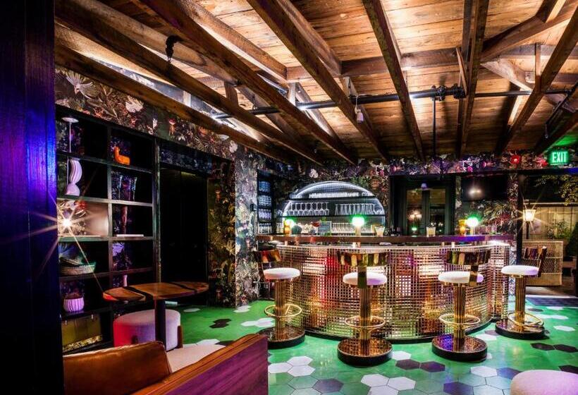 בית מלון כפרי American Beech