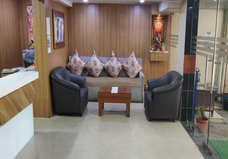 בית מלון כפרי M V Grand