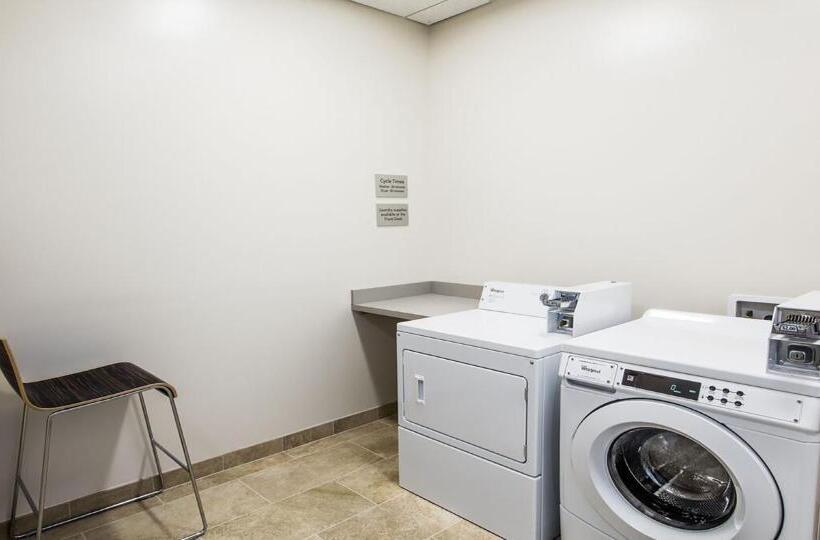 هتل Courtyard By Marriott Columbia Cayce