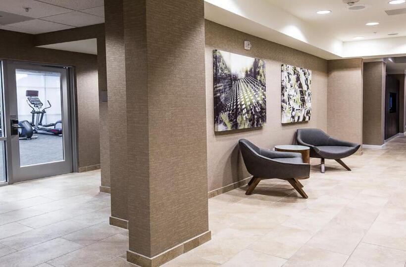 هتل Courtyard By Marriott Columbia Cayce