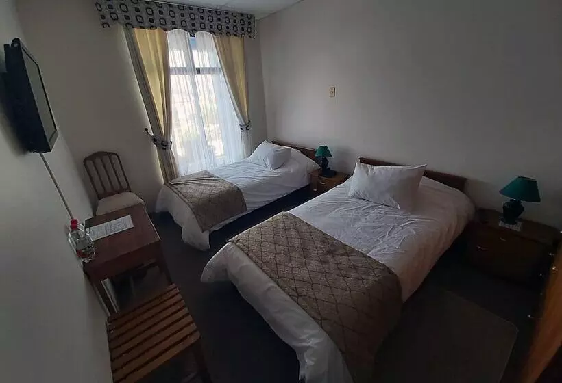 Hotel Esmeralda