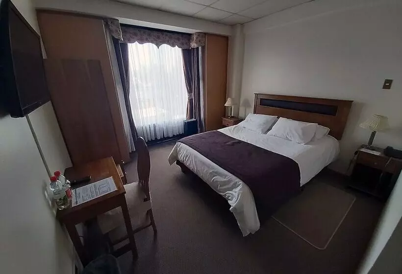 Hotel Esmeralda