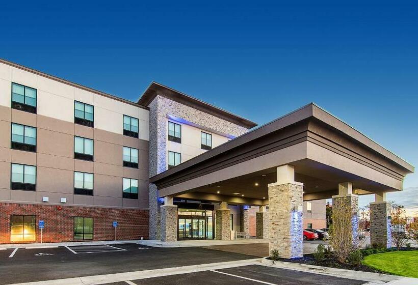 Отель Holiday Inn Express & Suites   Atchison, An Ihg