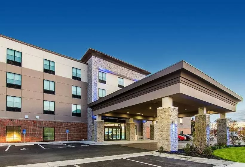 ホテル Holiday Inn Express & Suites Atchison, An Ihg