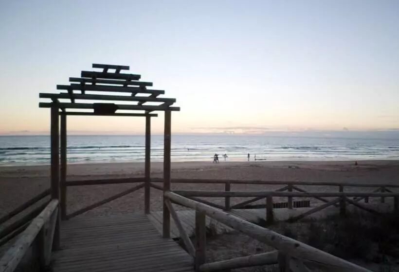 هتل Hostal Restaurante La Ilusión