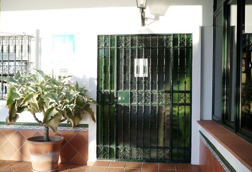 Отель Hostal Restaurante La Ilusión