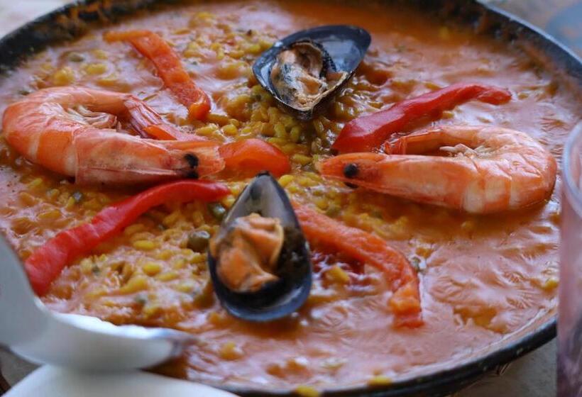 Отель Hostal Restaurante La Ilusión