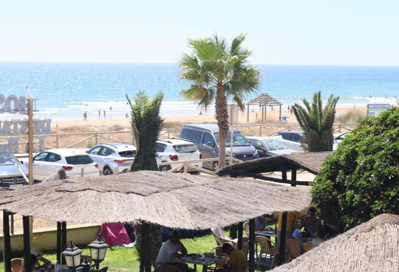 Отель Hostal Restaurante La Ilusión