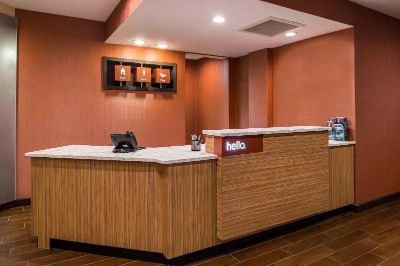 Hotelli Towneplace Suites By Marriott Charlestonwest Ashley