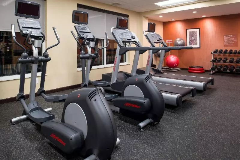 Hotelli Towneplace Suites By Marriott Charlestonwest Ashley