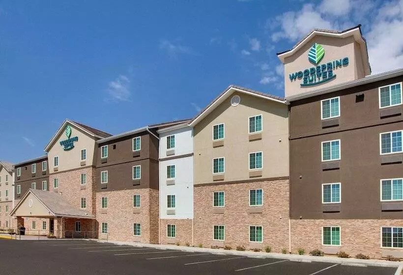 ホテル Woodspring Suites Bakersfield East