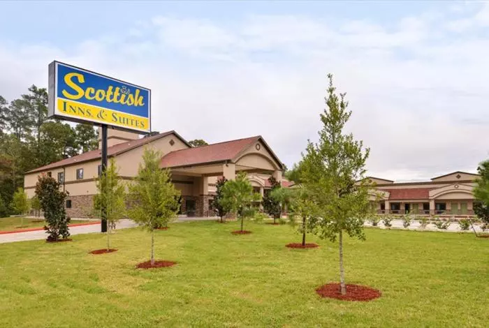 Motelli Scottish Inn & Suites   Conroe