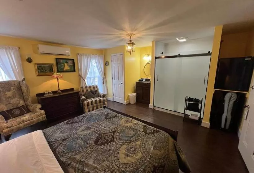 The Gridley Inn B&b