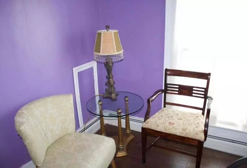 The Gridley Inn B&b