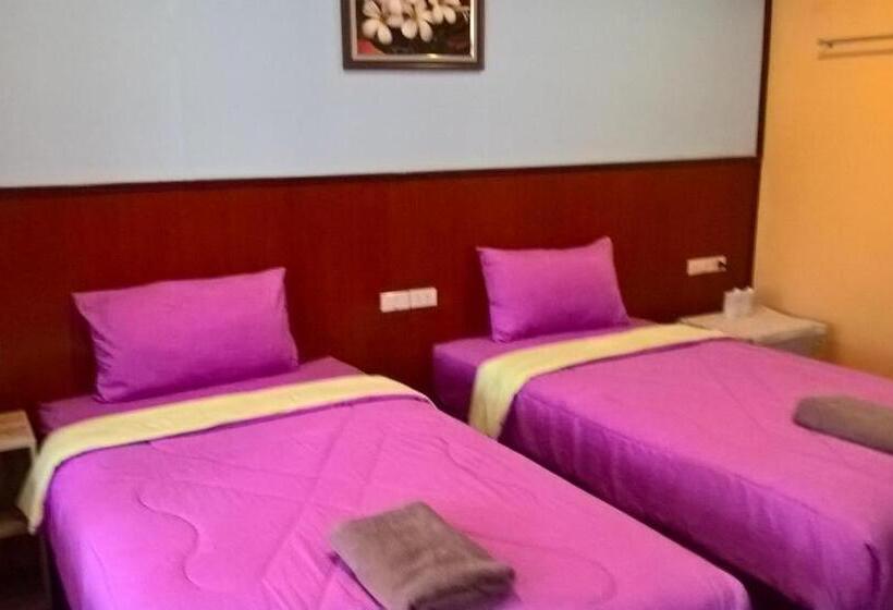 ベッドアンドブレックファースト Aiyara House