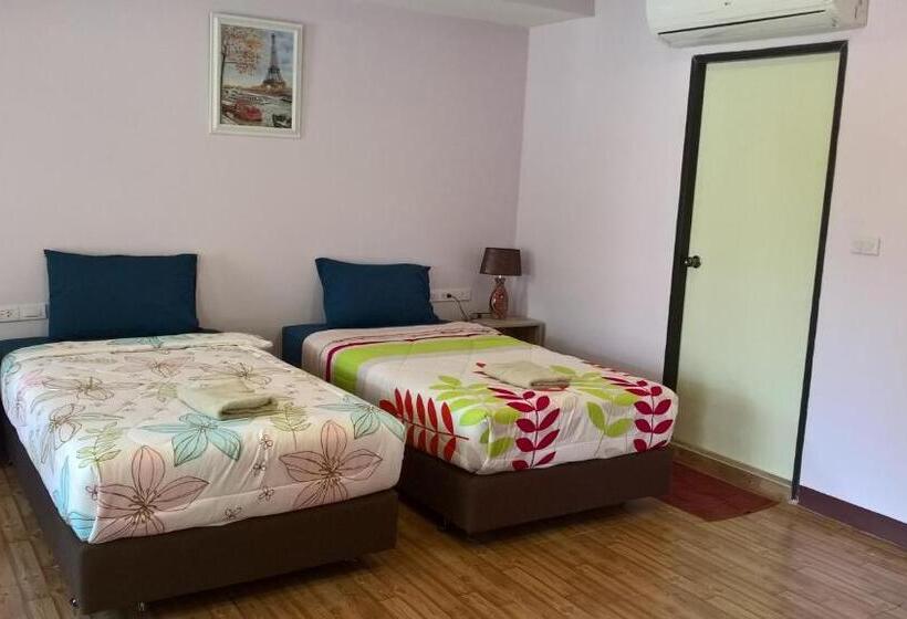 ベッドアンドブレックファースト Aiyara House