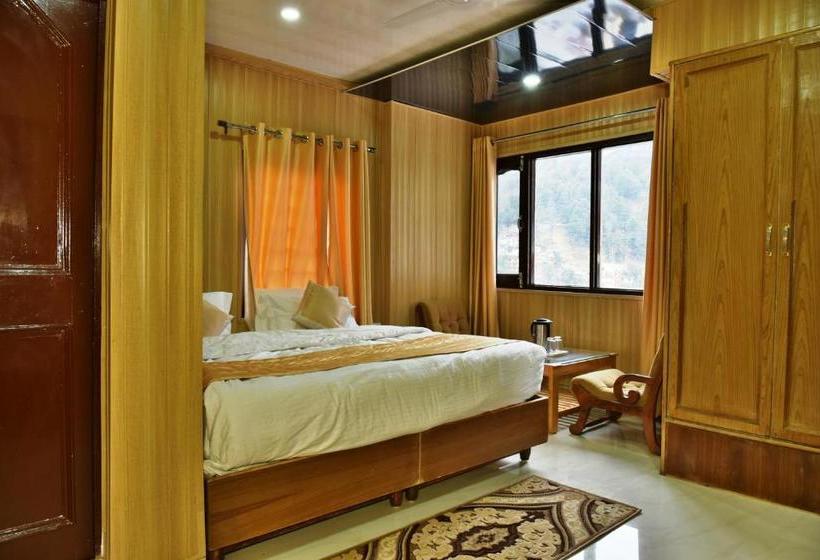 Akash Luxury Hotel In Mcleodganj