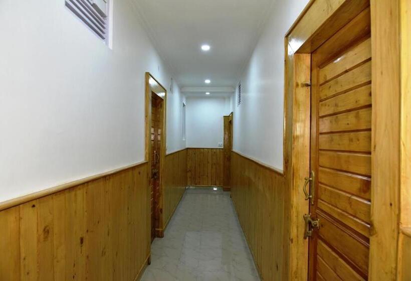 Akash Luxury Hotel In Mcleodganj