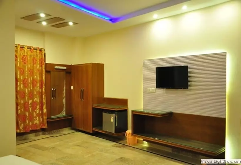 ホテル Basera Brij Bhoomi Vrindavan
