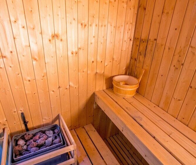 Luks Lofts Hotel & Residences