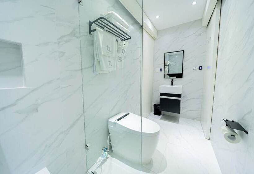 Luks Lofts Hotel & Residences