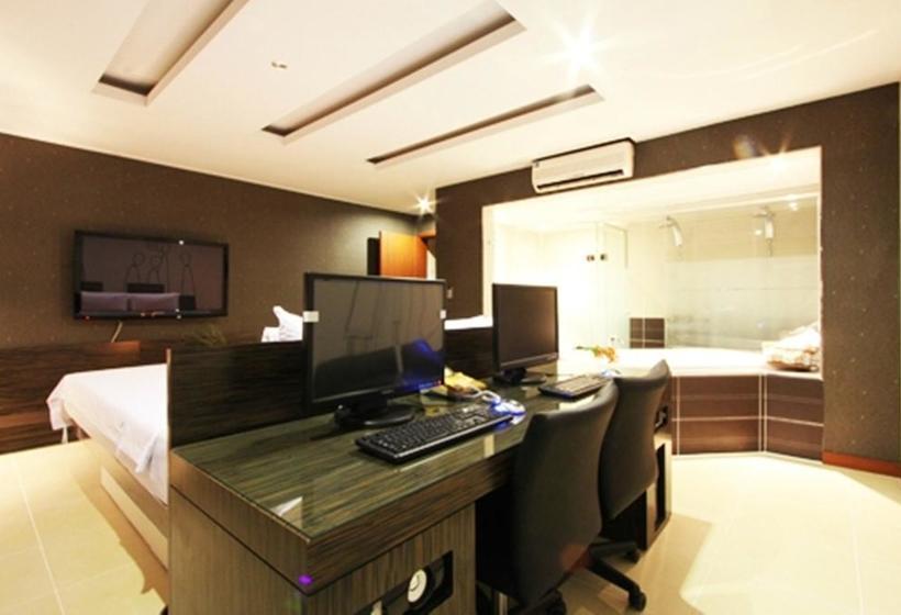 בית מלון כפרי Nice