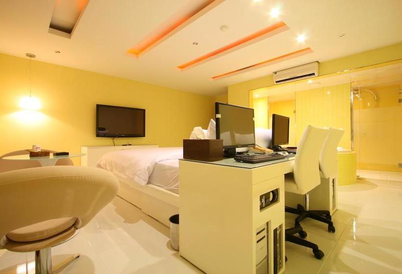 בית מלון כפרי Nice