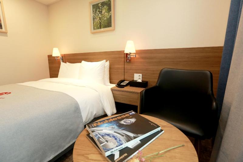 Отель Ramada Taebaek