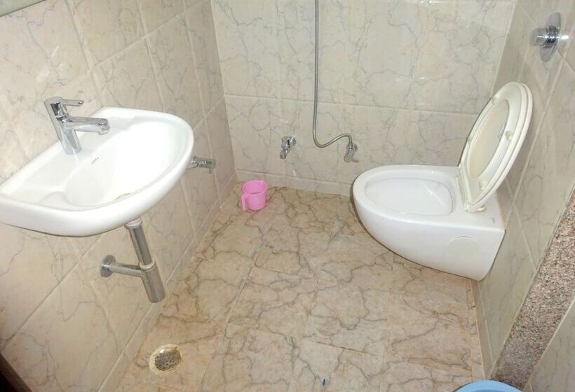 ホテル Shivansh Inn By Sky Stays