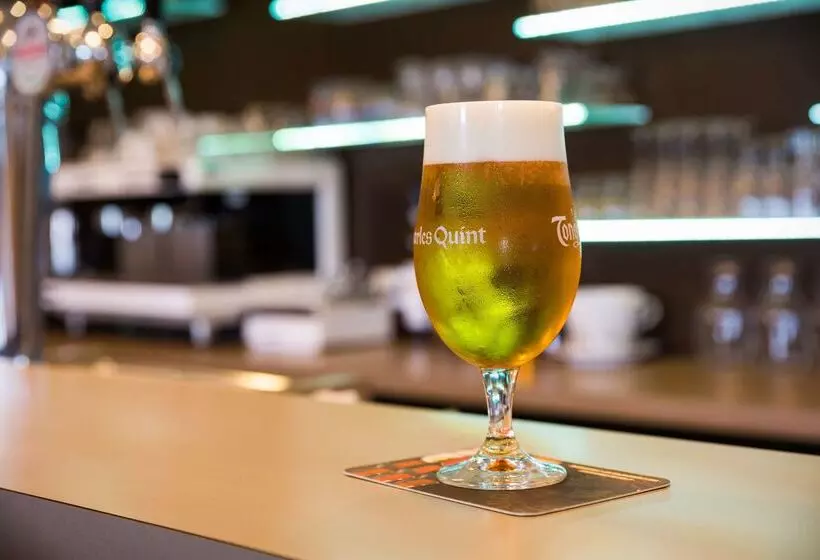 ホテル The Originals City, Le Relais Des Carnutes Brezolles Verneuil Sur Avre