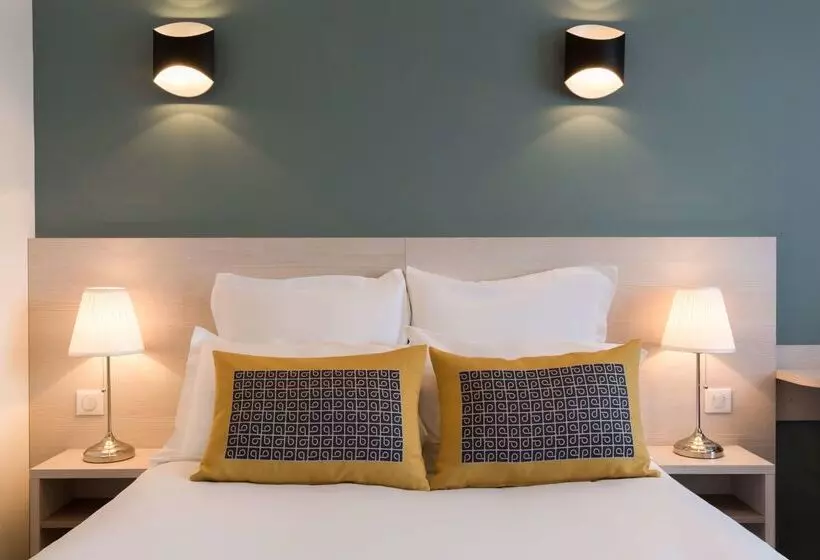 ホテル The Originals City, Le Relais Des Carnutes Brezolles Verneuil Sur Avre