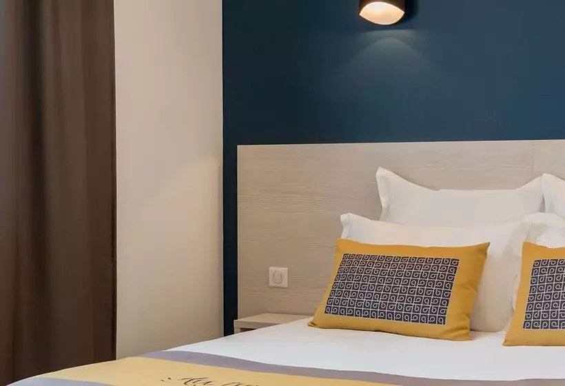 ホテル The Originals City, Le Relais Des Carnutes Brezolles Verneuil Sur Avre