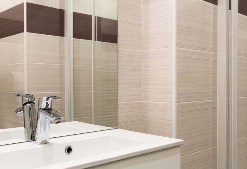 酒店 The Originals City, Le Relais Des Carnutes Brezolles Verneuil Sur Avre