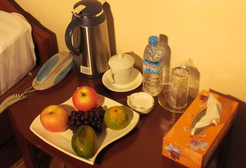 Kyauk Phyu Palace Resort