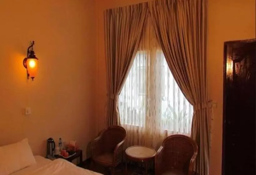Kyauk Phyu Palace Resort