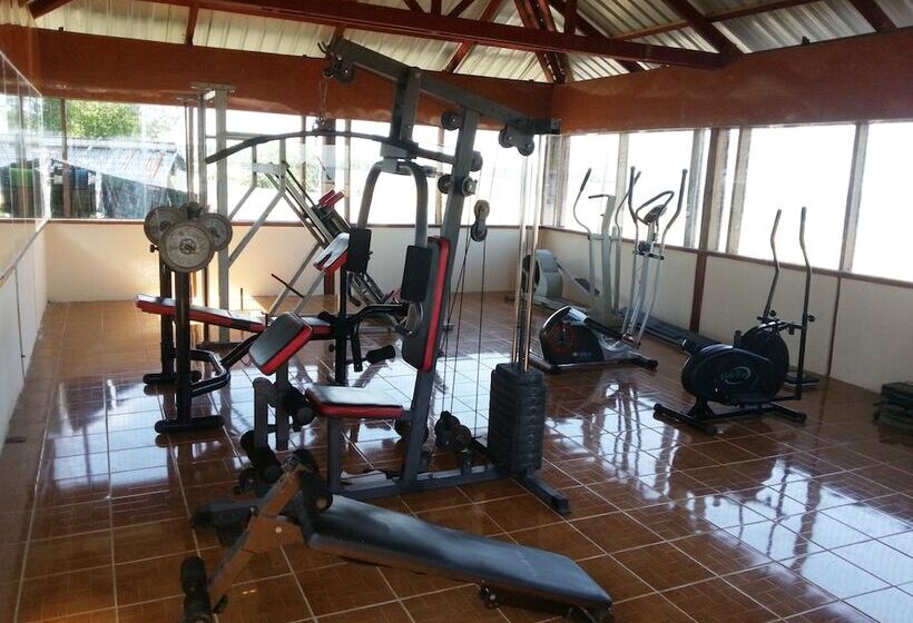 Kyauk Phyu Palace Resort