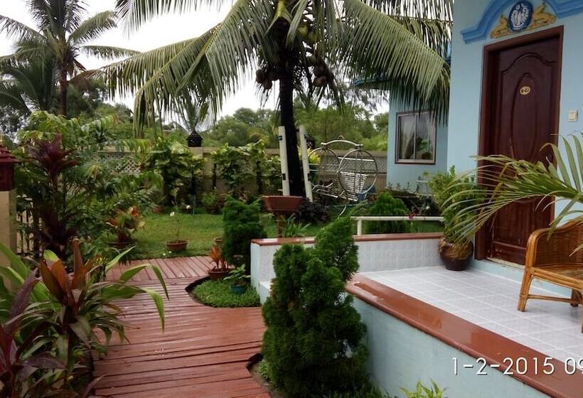 Kyauk Phyu Palace Resort