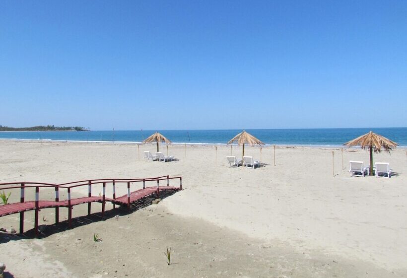 Kyauk Phyu Palace Resort