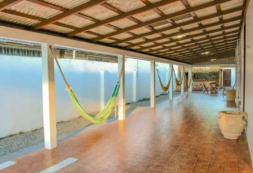 Cruviana Backpackers Hostel