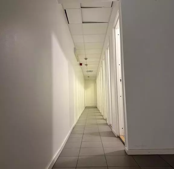Hostel By Bromma
