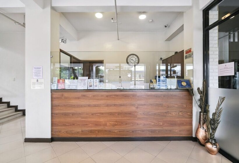 ホテル Governor Forbes Inn   Manila City Center