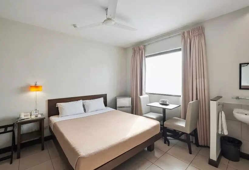 ホテル Governor Forbes Inn   Manila City Center