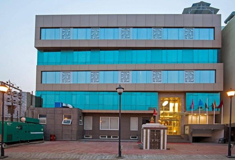 בית מלון כפרי Manek Svasti Inn