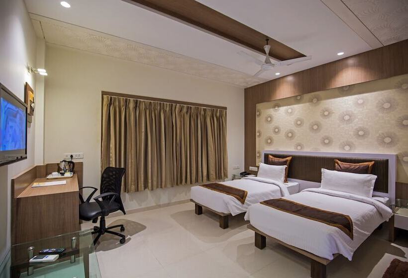 בית מלון כפרי Manek Svasti Inn