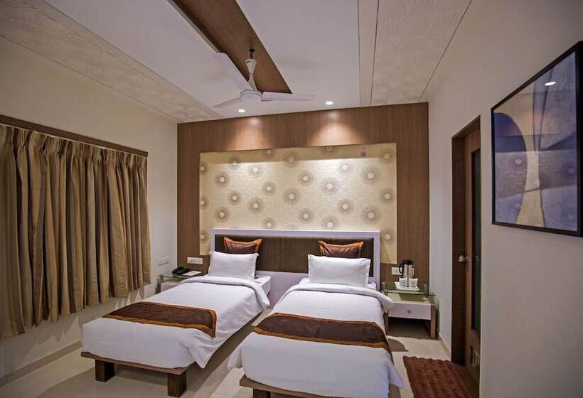 בית מלון כפרי Manek Svasti Inn