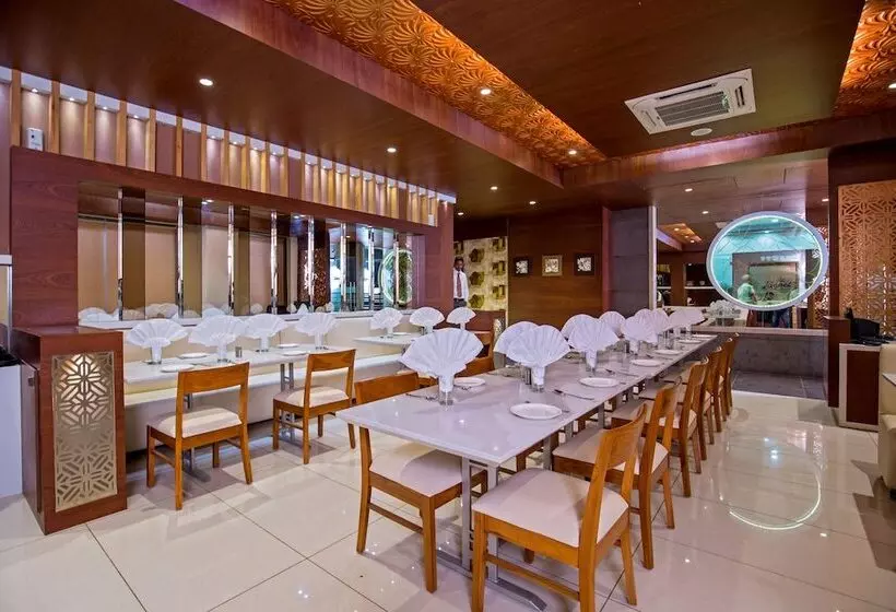 ホテル Manek Svasti Inn