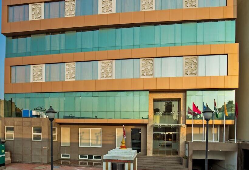 בית מלון כפרי Manek Svasti Inn