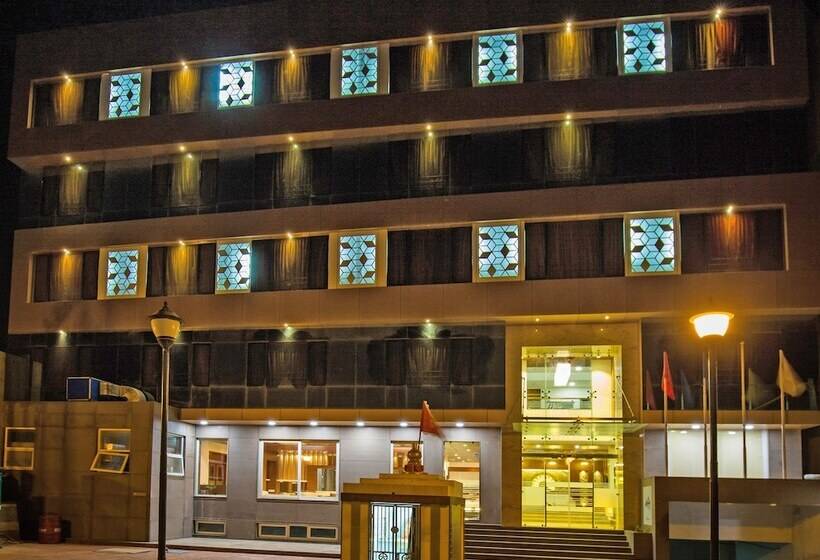 בית מלון כפרי Manek Svasti Inn