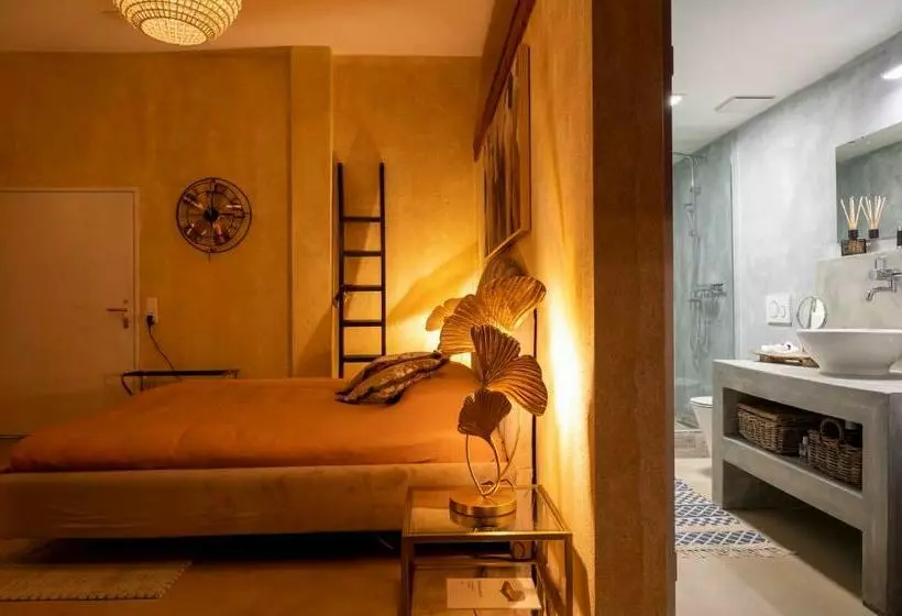 ホテル No1 Art B&b