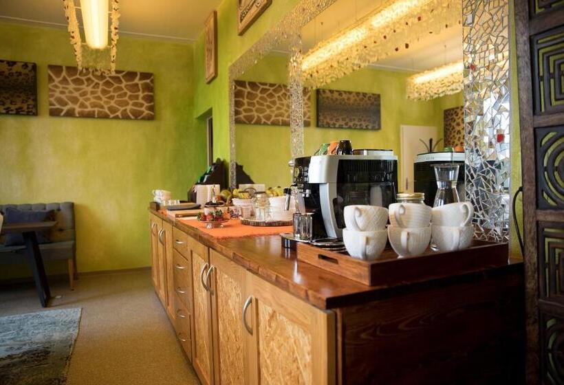 ホテル No1 Art B&b